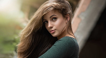 Long hair, brunette, gorgeous model HD wallpaper