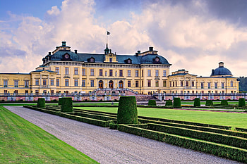 Drottningholm Palace, Palace visit, European travel, Historic architecture HD wallpaper