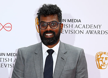 Romesh Ranganathan dedicates, Bafta award, Heartfelt moment, Mother's love HD wallpaper