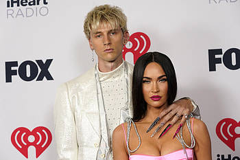 Megan Fox, Machine Gun Kelly, Engagement, Announcement HD wallpaper