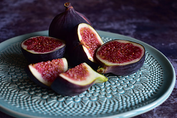 Prune fig tree, Everything you need HD wallpaper