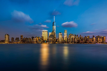 Night skyline, dom tower, , 9/11 tribute HD wallpaper