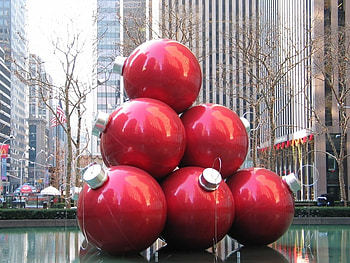 New York Ornaments, christmas, red, ornaments, new york, oversized HD wallpaper