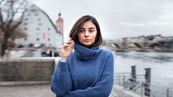 Brunette, girl model, turtleneck t-shirt HD wallpaper