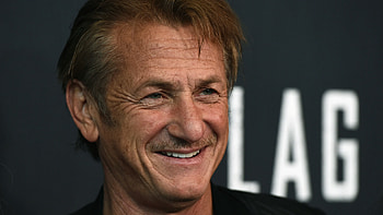 Sean Penn, Oscar boycott, Volodymyr Zelenskyy, ITV News HD wallpaper
