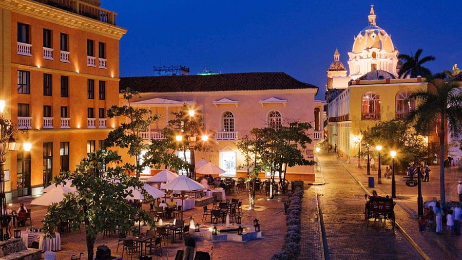 Cartagena , Vibrant colors, Coastal beauty, Historic charm HD wallpaper