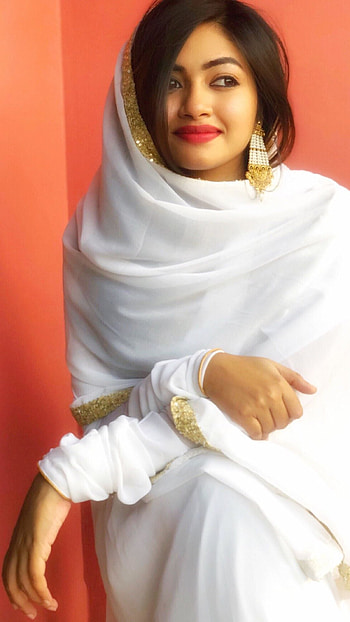 Shalin zoya, malayalam actress HD phone wallpaper