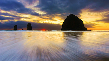 Evening at the Oregon coast, sky, usa, sunset, sea, clouds, rocks HD wallpaper