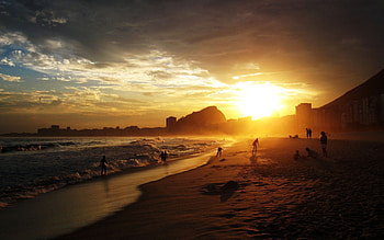 Copacabana, Stunning , que beach, Rio de Janeiro HD wallpaper