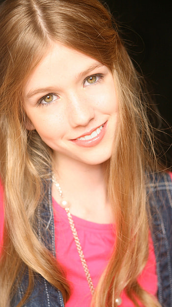 Katerina McNamara, hollywood actress, teenidol HD phone wallpaper