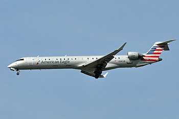 American Eagle Airlines, Muslim executive platinum passenger, Cancelled flight, Live HD wallpaper