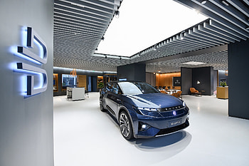 Showroom, Byton HD wallpaper