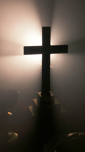 Cross In The Fog HD phone wallpaper