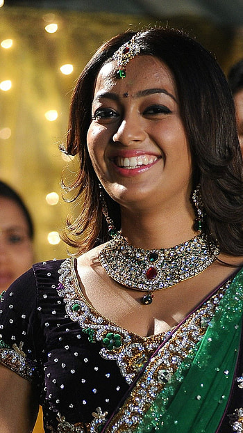Ester Valerie Noronha, sexy seductive, telugu actress HD phone wallpaper