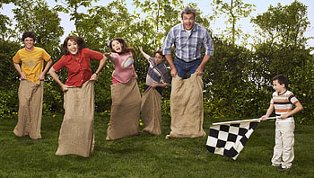 The Middle (2022) movie HD wallpaper