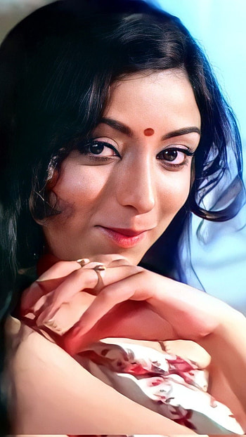 Lakshmi, multilingual actress HD phone wallpaper