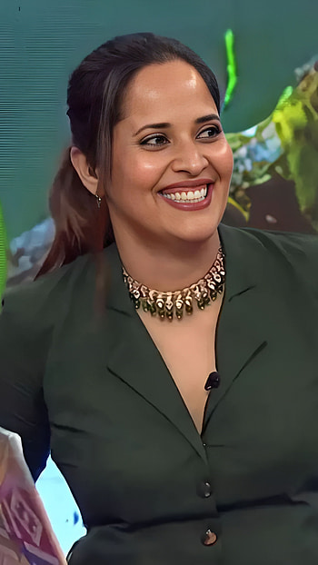Anusuya Bharadwaj, telugu anchor HD phone wallpaper