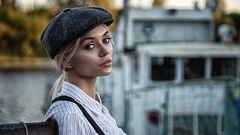 Girl Model Is Sitting In Blur Boat Background Wearing White Shirt And Cap Girls HD wallpaper