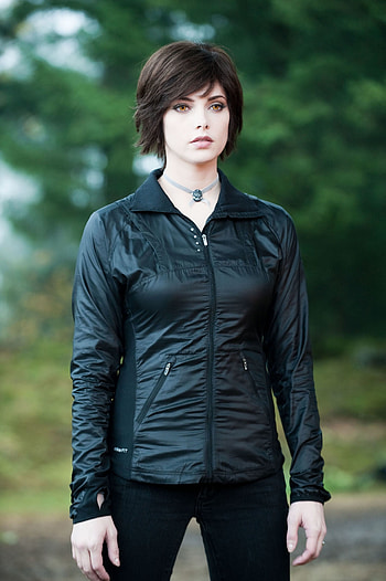 Twilight Alice Cullen , Background , Twilight Alice Cullen, Twilight movies HD phone wallpaper
