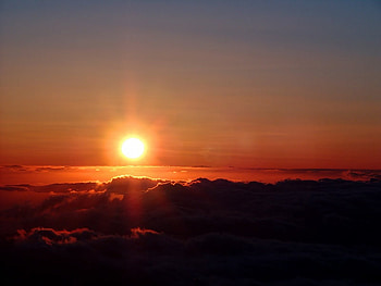 Sunset Above the Clouds at Haleakala, clouds, set, sky, sun HD wallpaper