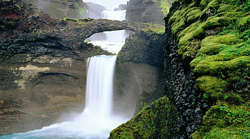 wonderful waterfalls in iceland, natural bridge, waterfalls, cascade, moss HD wallpaper