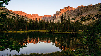 A pond in Colorado, mountains, water, reflections, trees, sky, usa HD wallpaper