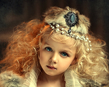 Little princess, face, blond, tiara, child HD wallpaper