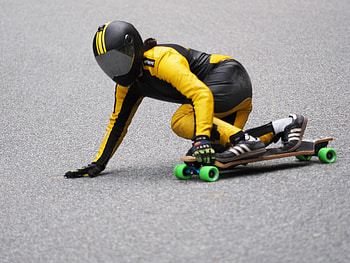 Longboard, Speed and thrill, Downhill HD wallpaper