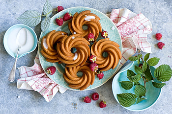 Food, Leaves, Raspberry, Plate, Cakes HD wallpaper