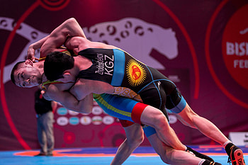 Nematullokh Nabiev vs Mirlan Zholdosbekov, Greco-Roman Wrestling HD wallpaper