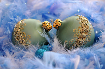 Holidays, Couple, Pair, Christmas Decorations, Christmas Tree Toys, Balls, Fuzz, Fluff HD wallpaper