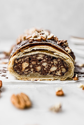 Strudel Food, Pecan Chocolate Strudel, Cravings Journal HD phone wallpaper