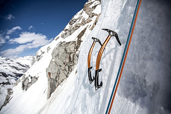 Black Diamond Viper, Ice Climbing HD wallpaper