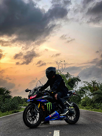 R15 V3, Bike HD phone wallpaper