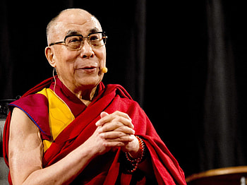Dalai Lama, Celeb spiritual leader, Peace advocate, Background HD wallpaper