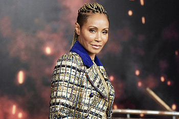 Jada Pinkett Smith, Shocking revelations, Red Table Talk moments, Candid discussions HD wallpaper
