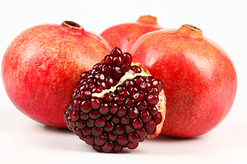 Food, Berries, Fruit, Ripe, Garnet, Pomegranate, Juicy HD wallpaper