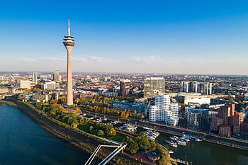 Dusseldorf Skyline, Urban beauty, Discover Dusseldorf, A city's charm HD wallpaper