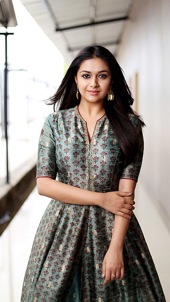 Keerthi Suresh, tamil actress HD phone wallpaper
