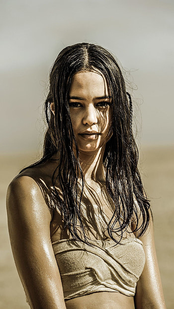 Courtney Eaton, hollywood movie, madmax, fury road HD phone wallpaper