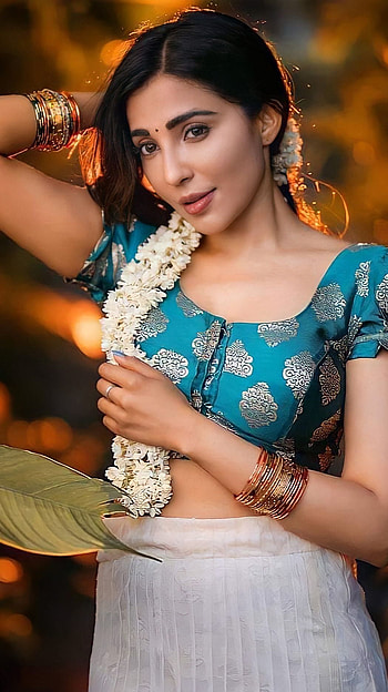 Parvati Nair, malayalam actress HD phone wallpaper