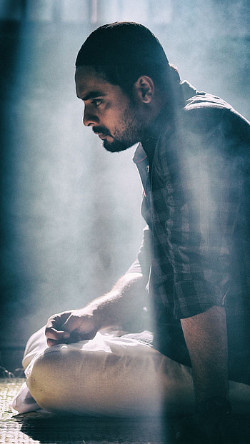 Tovino Thomas, ente umnante peru HD phone wallpaper