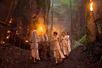 Britannia, girls, forest, druids HD wallpaper