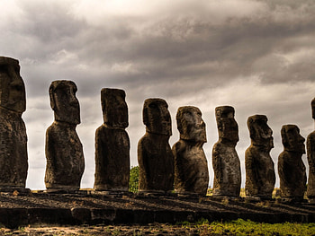 Easter Island, Enigmatic stone statues, Remote Polynesian island, Cultural treasure HD wallpaper