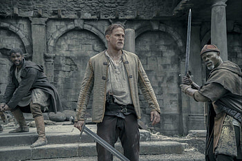 King Arthur: Legend of the Sword, Must-see movie, Legendary sword, Box office flop HD wallpaper