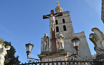 Cathedral in Avignon, France, Mary, lanterns, Jesus, tower, John, crucifix, cathedral, sculptures HD wallpaper