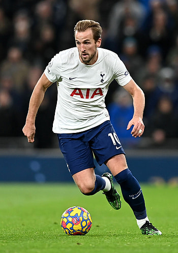 Dribbling, Harry Kane HD phone wallpaper