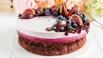 Fig cake dessert, Burst of flavors, Blueberry topping, U TV HD wallpaper