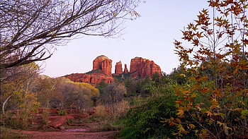Sedona being Sedona, sky, rocks, arizona, landscape, trees, usa HD wallpaper