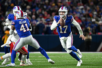 Josh Allen in Action – Buffalo Bills Football, Sports, football, NFL, Buffalo Bills, Josh Allen HD wallpaper